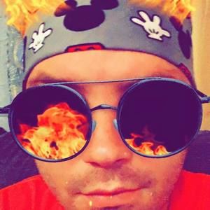 Meet your Posher, Lukas